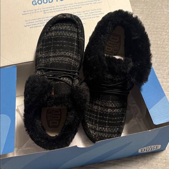 Hey Dude Black and Gray Plaid Fur Shoes - Picture 1 of 8